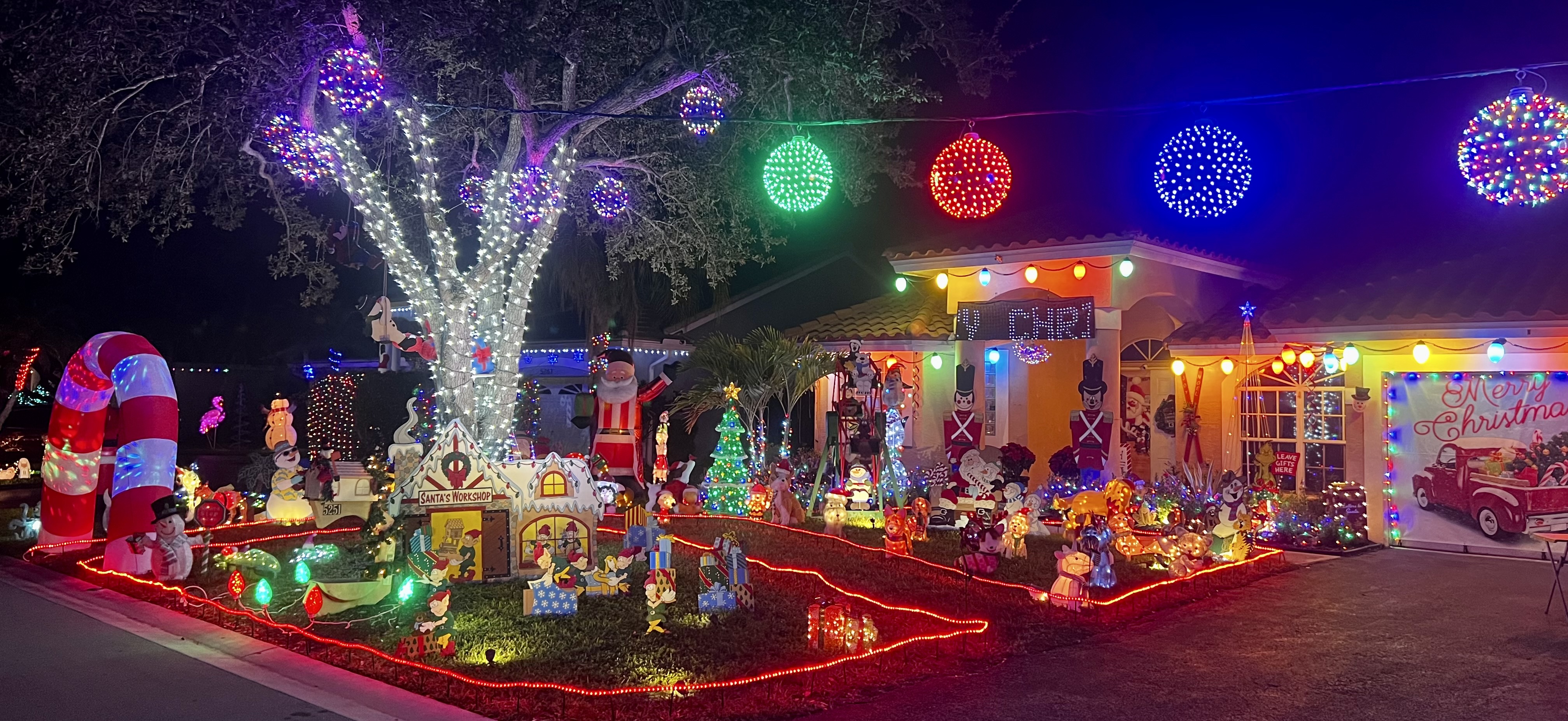 Deck the Halls - Holiday Lights winner -  3rd place house